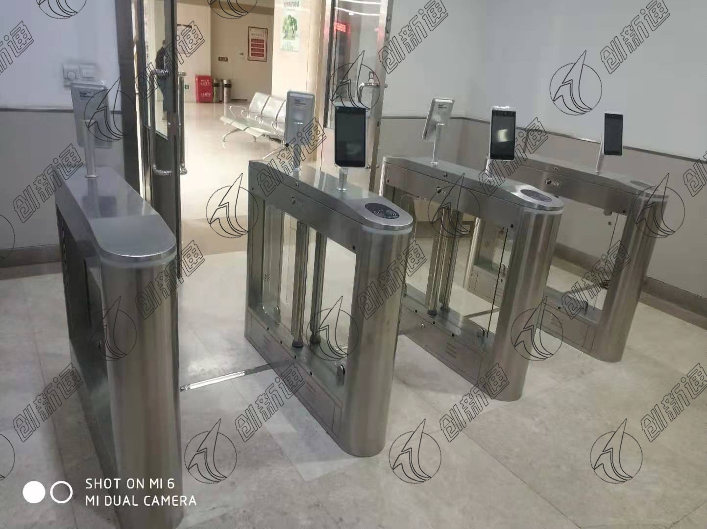 擺閘,三輥閘,速通閘,旋轉(zhuǎn)閘,平移閘,一字閘,人臉識(shí)別，